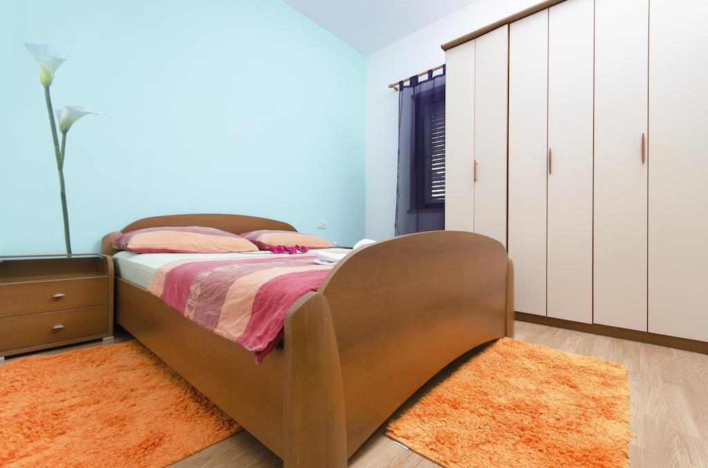 Urban Apartment Makarska Oda fotoğraf